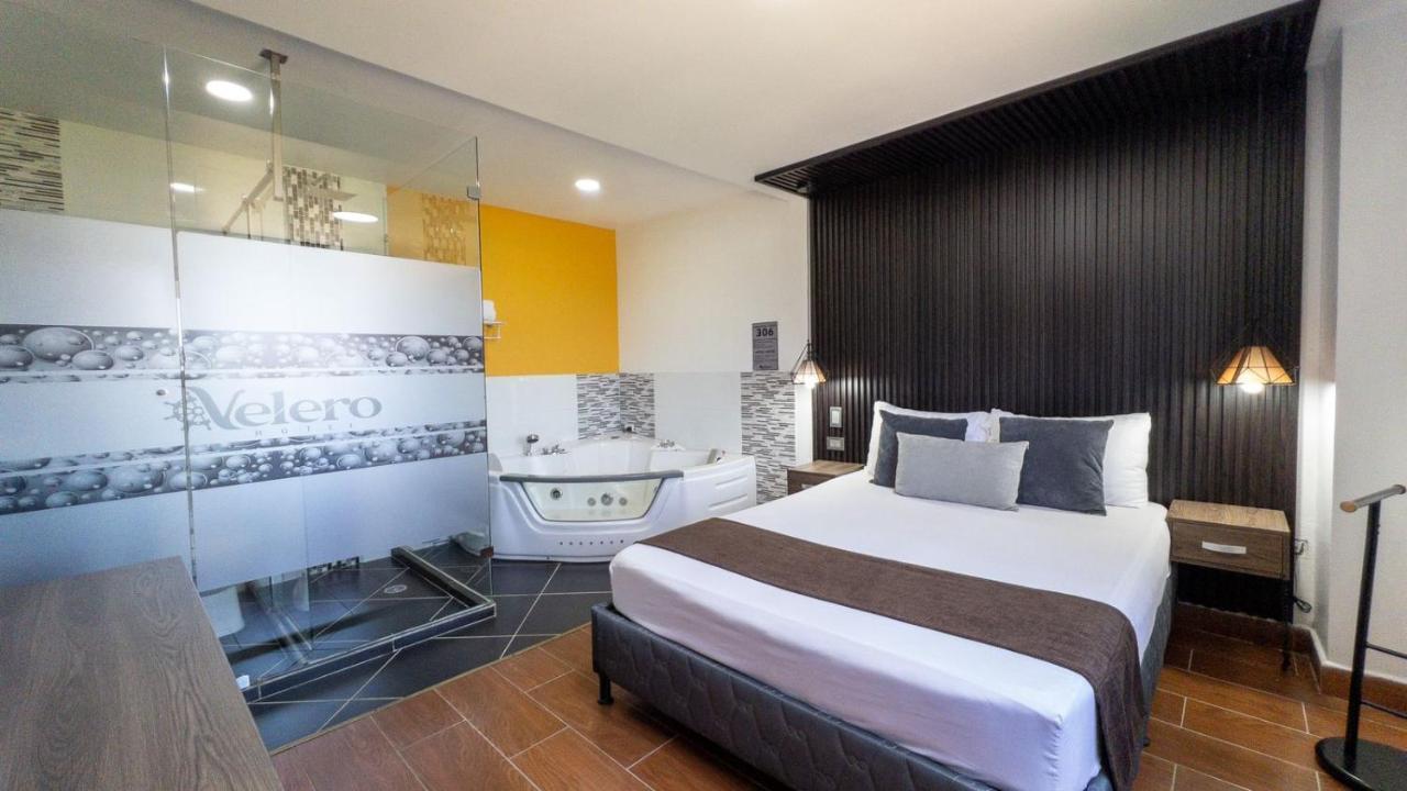 Hotel Velero San Antonio  외부 사진