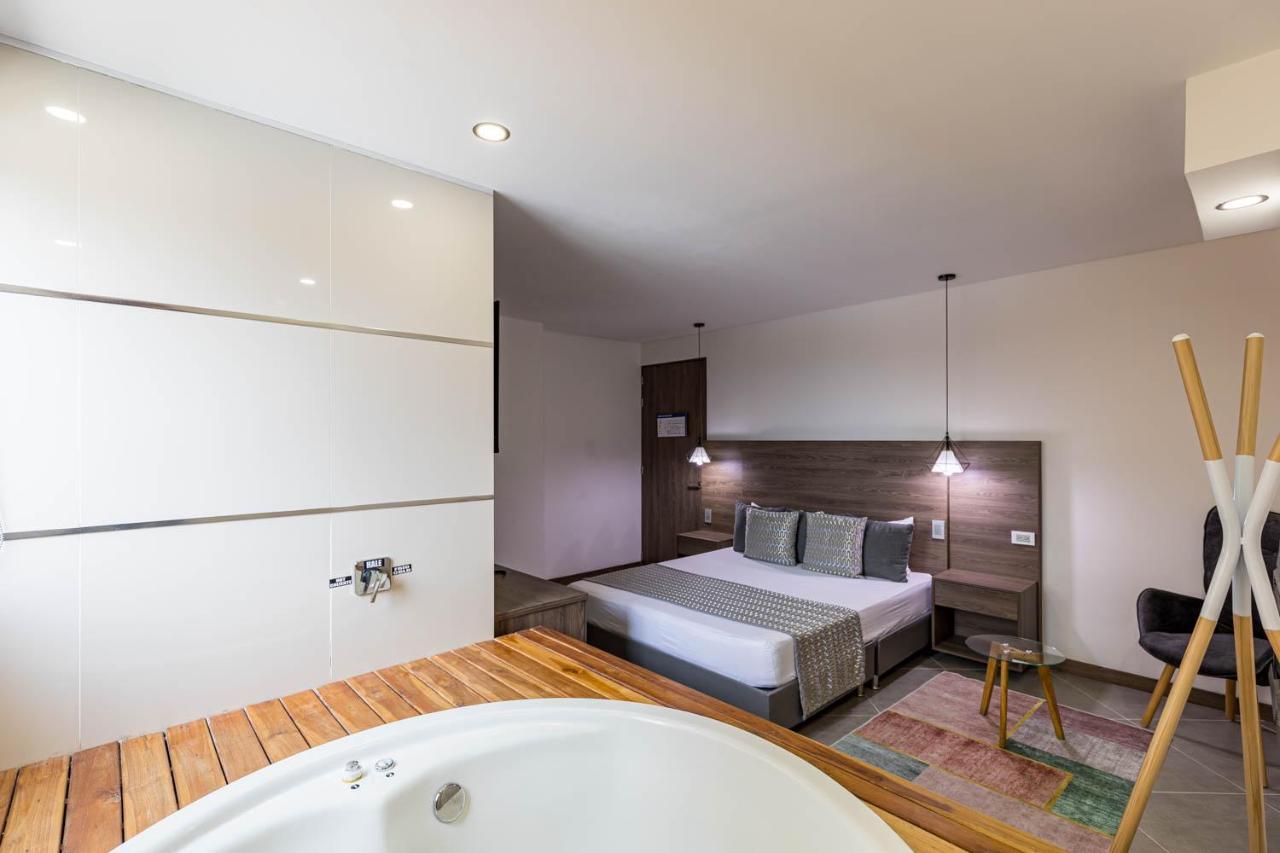 Hotel Velero San Antonio  외부 사진