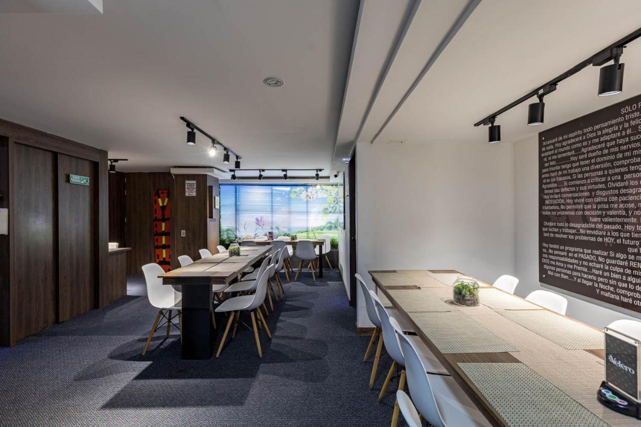 Hotel Velero San Antonio  외부 사진